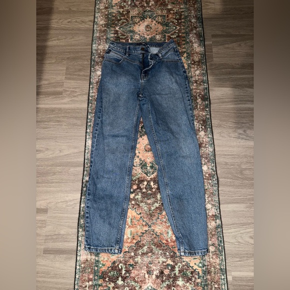 Two pairs of fashion nova jeans - Picture 3 of 4